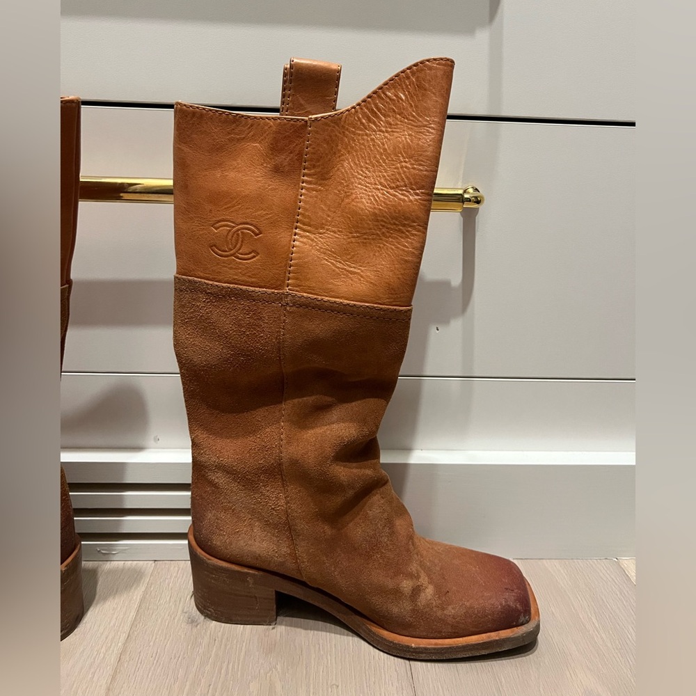 CHANEL Women's Tan Leather Heeled Boots - Picture 2 of 7
